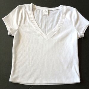 Destined Small White Vneck Cropped Top